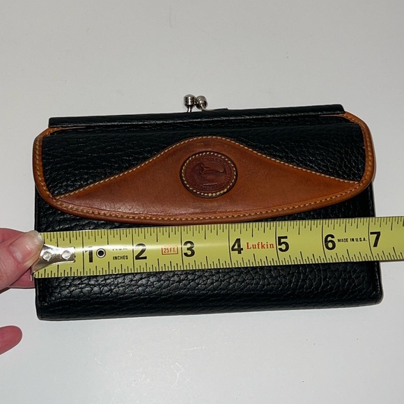 Vintage Dooney & Bourke Leather Wallet - Picture 15 of 16